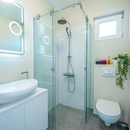 Magic Apartment